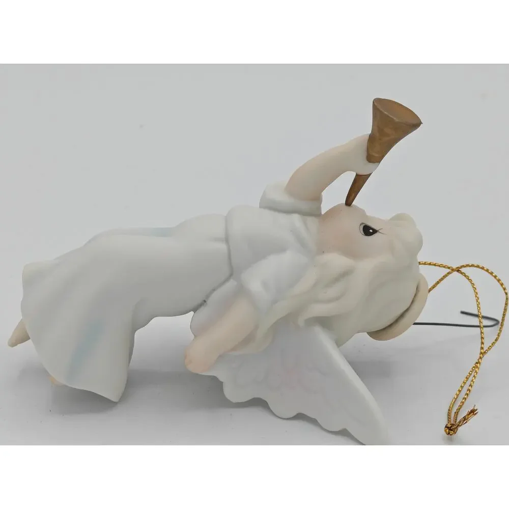 Precious Moments 150320 Joy To The World Enesco Angel Holding Horn Ornament 1995